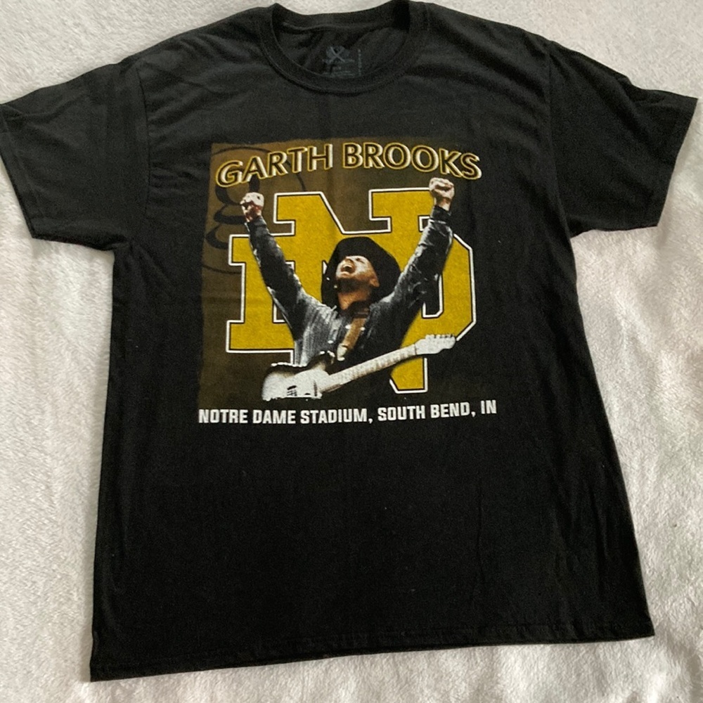 Garth brooks T-Shirt